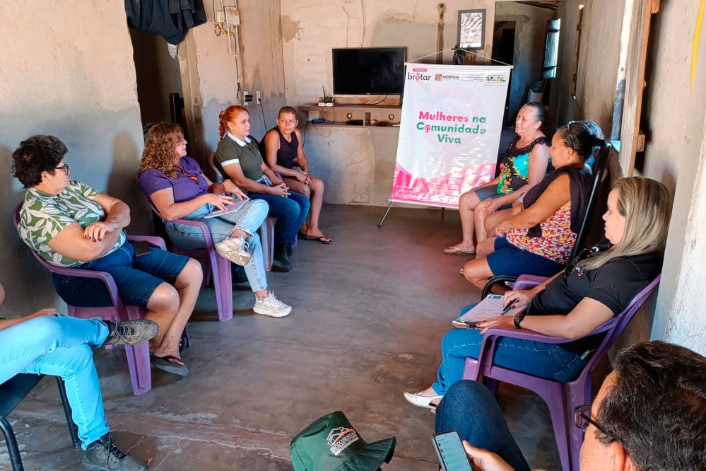 Projeto Mulheres na comunidade viva